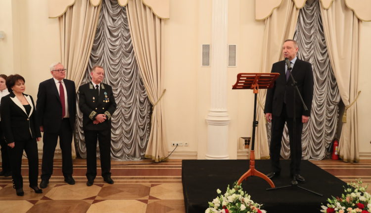 Александр Беглов
