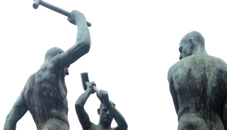 1900