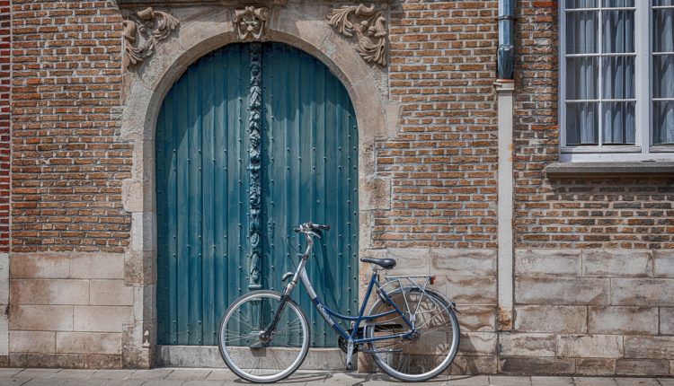 bicycle-g63ea03961_1280