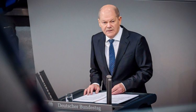 2022-12-14-bundestag-scholz