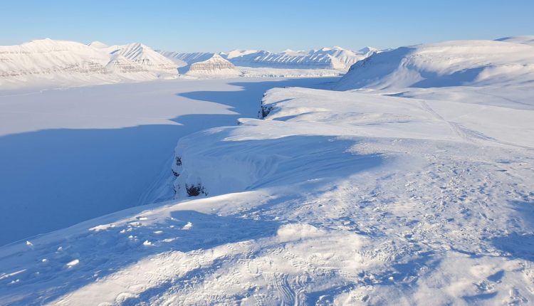 svalbard-5126442_1280