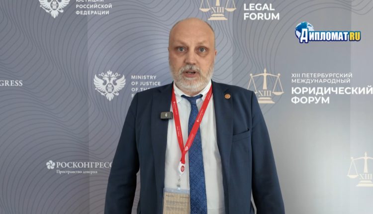 Владимир Рогов
