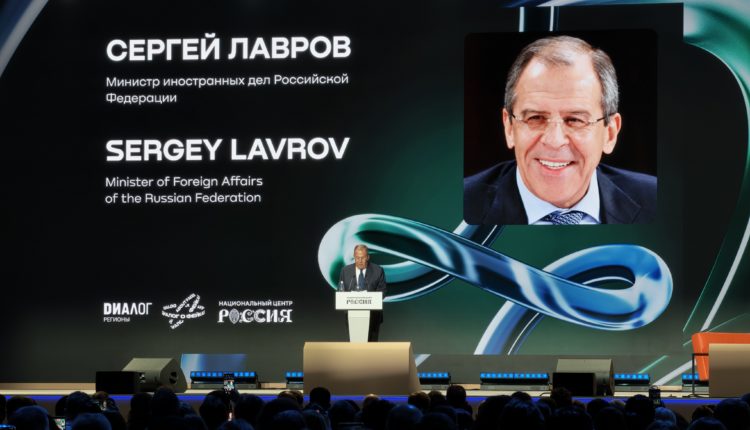 Лавров о фейках